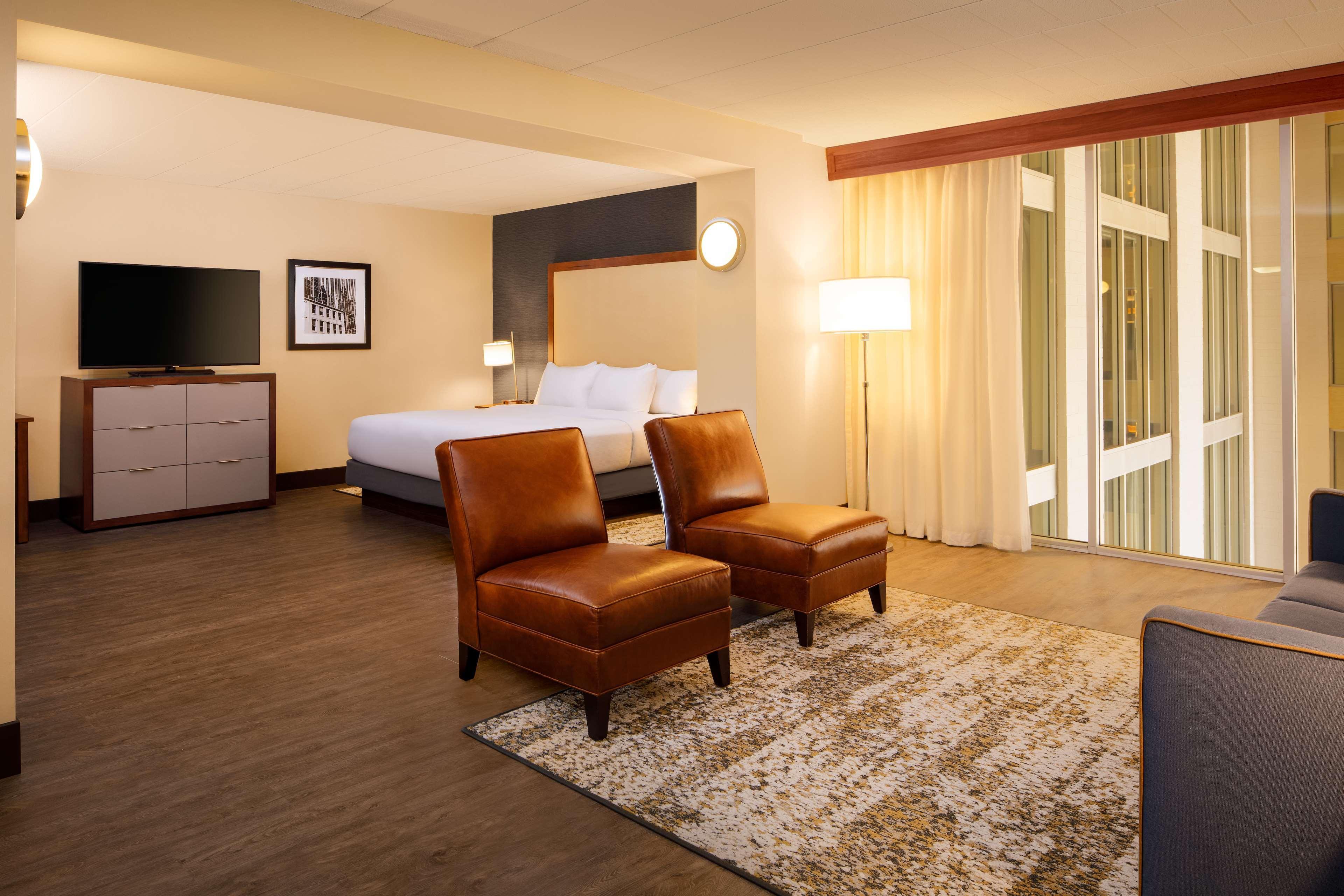 Doubletree By Hilton Pittsburgh - Cranberry Hotel Cranberry Township Exterior photo