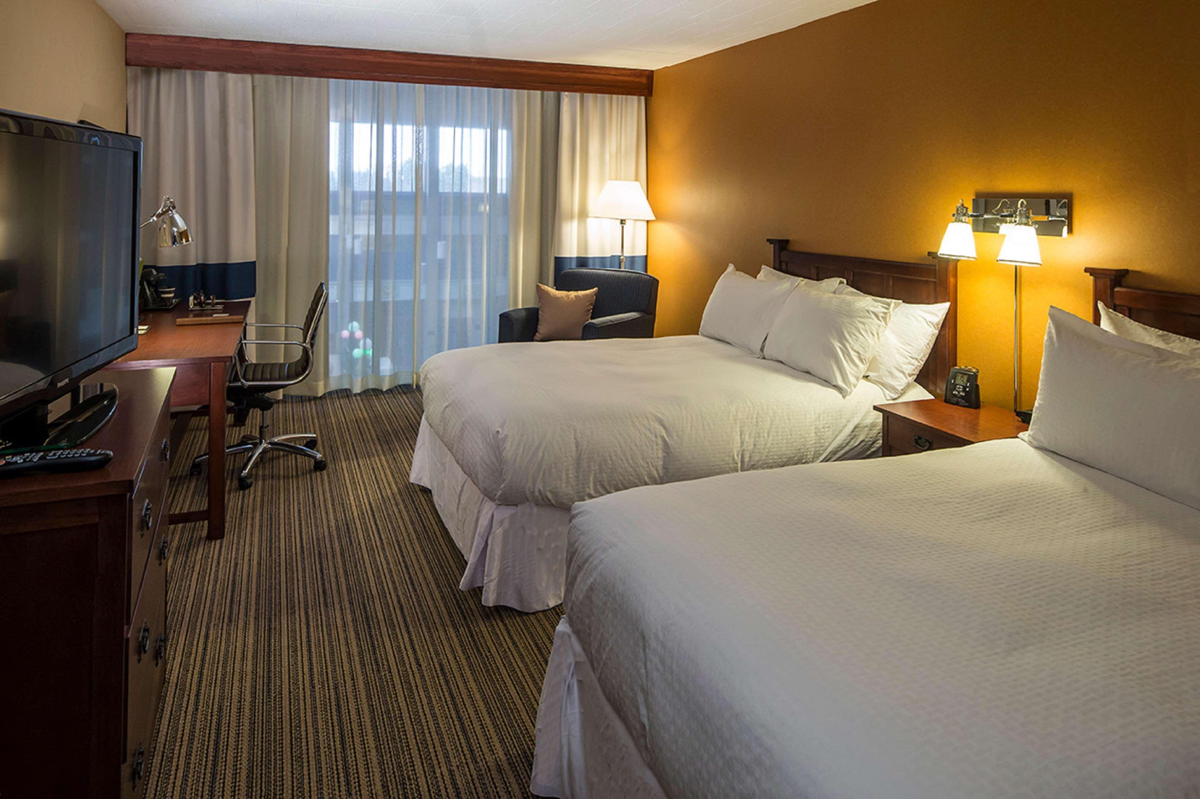 Doubletree By Hilton Pittsburgh - Cranberry Hotel Cranberry Township Exterior photo
