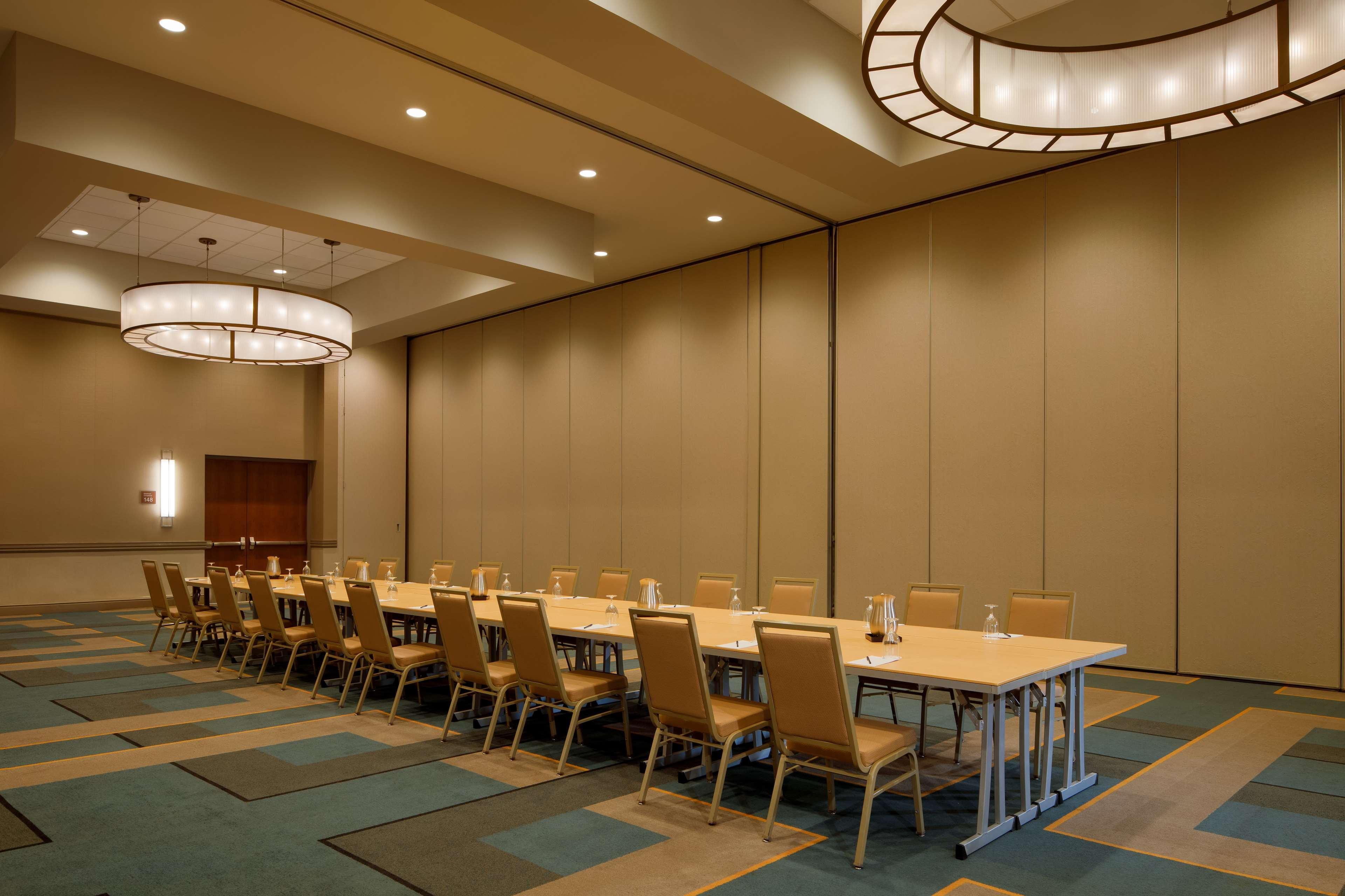 Doubletree By Hilton Pittsburgh - Cranberry Hotel Cranberry Township Exterior photo