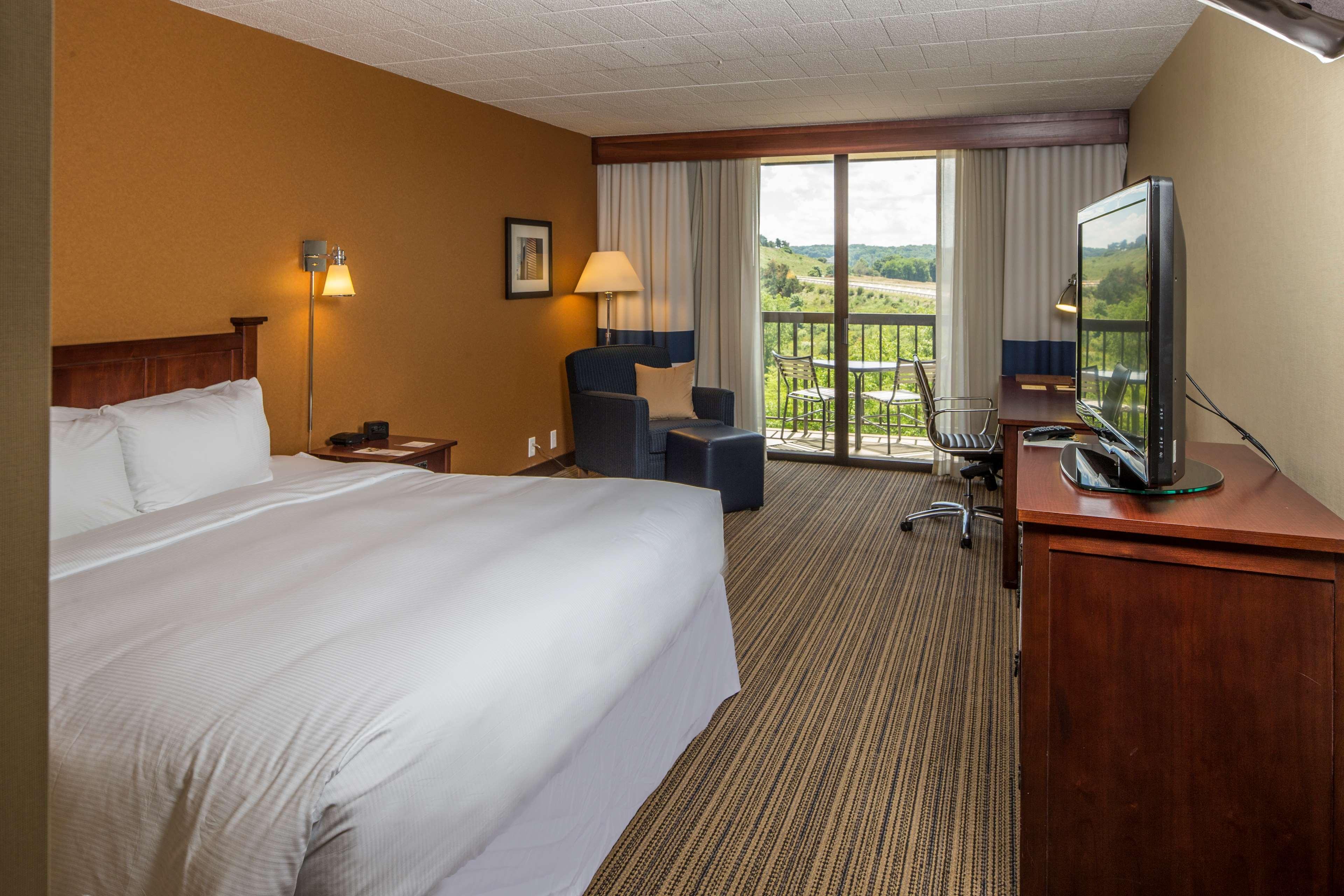 Doubletree By Hilton Pittsburgh - Cranberry Hotel Cranberry Township Exterior photo
