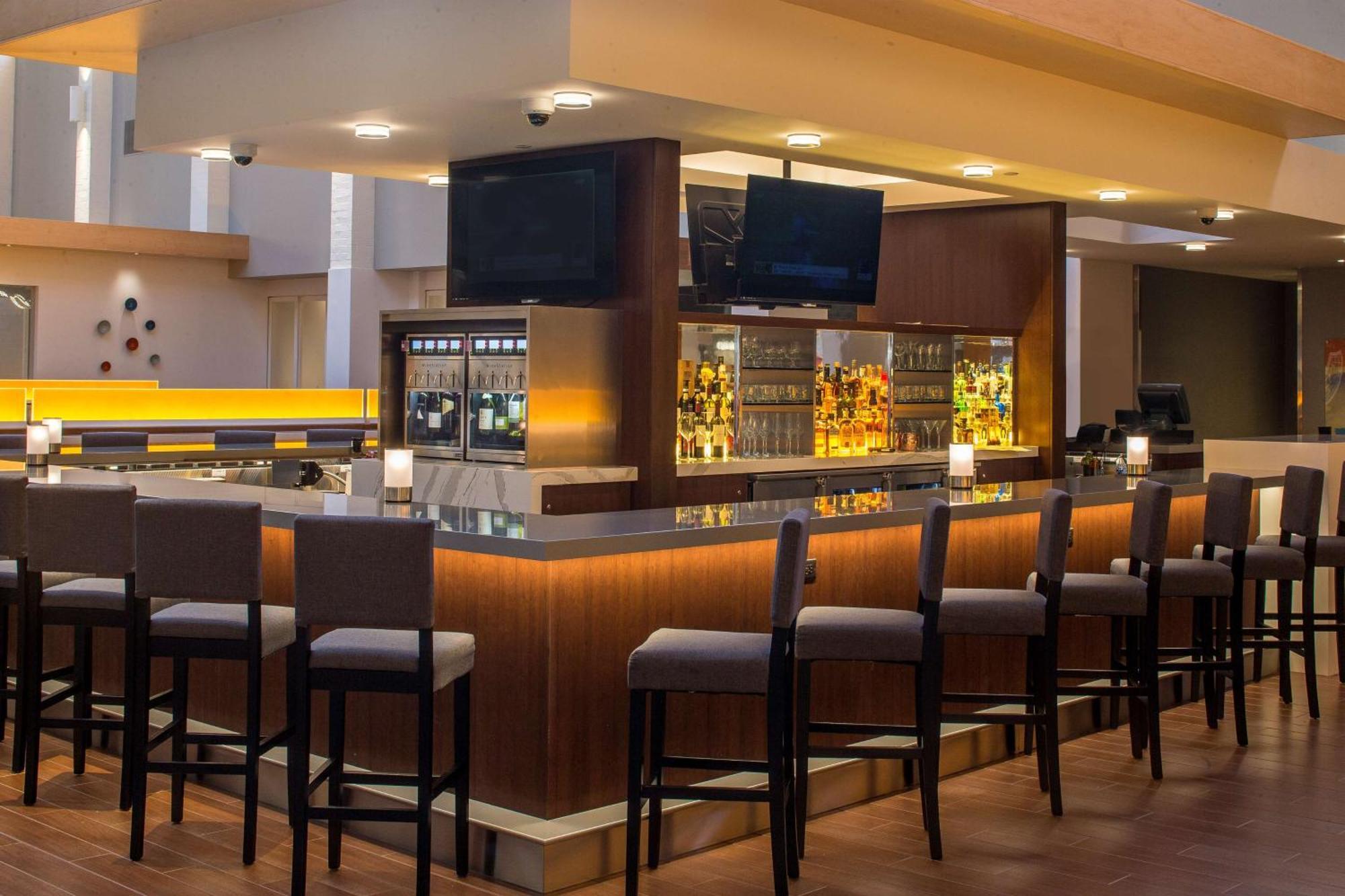 Doubletree By Hilton Pittsburgh - Cranberry Hotel Cranberry Township Exterior photo