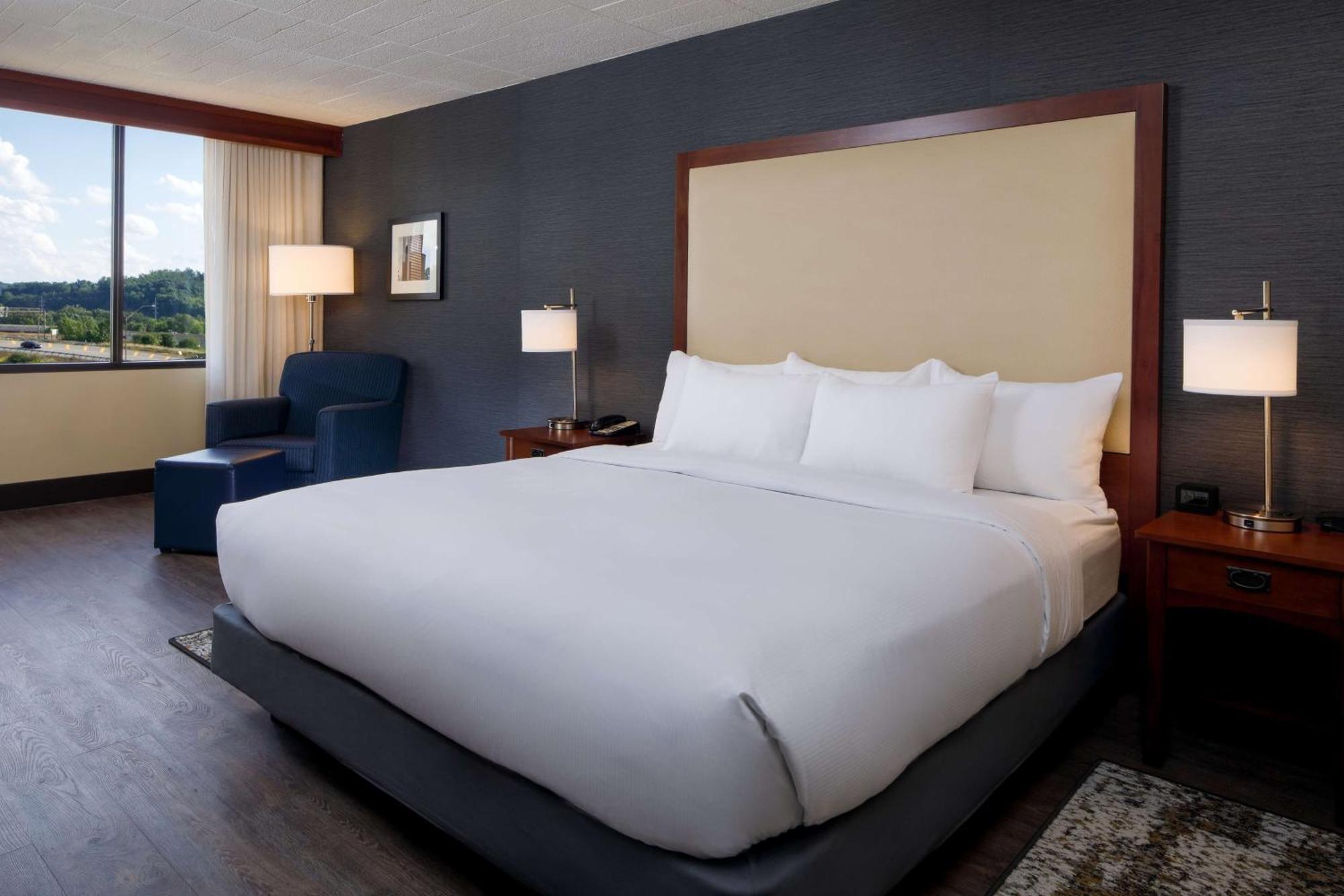 Doubletree By Hilton Pittsburgh - Cranberry Hotel Cranberry Township Exterior photo
